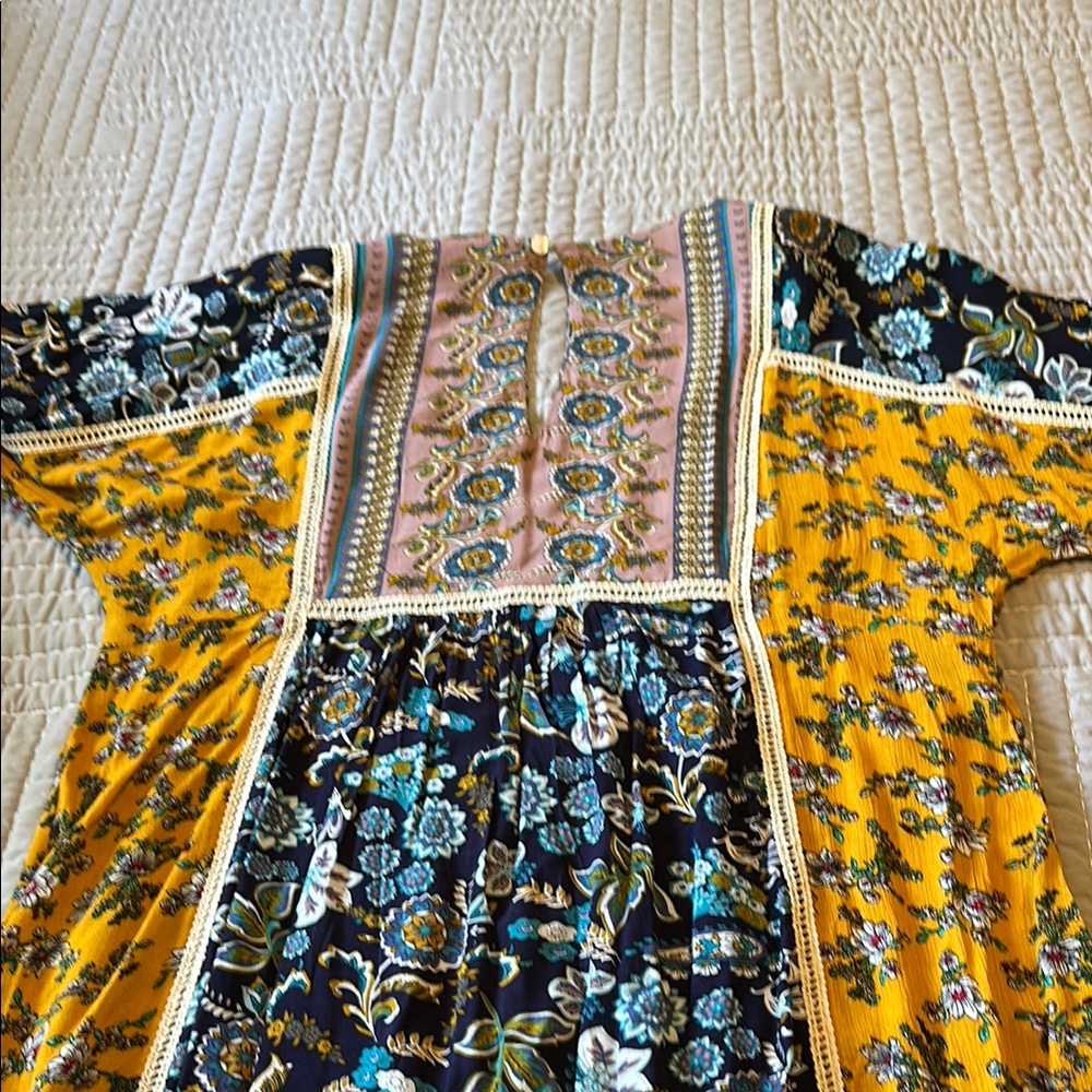 Sundance Blue and Gold Dolman Sleeve Dress M - Picture 7 of 7